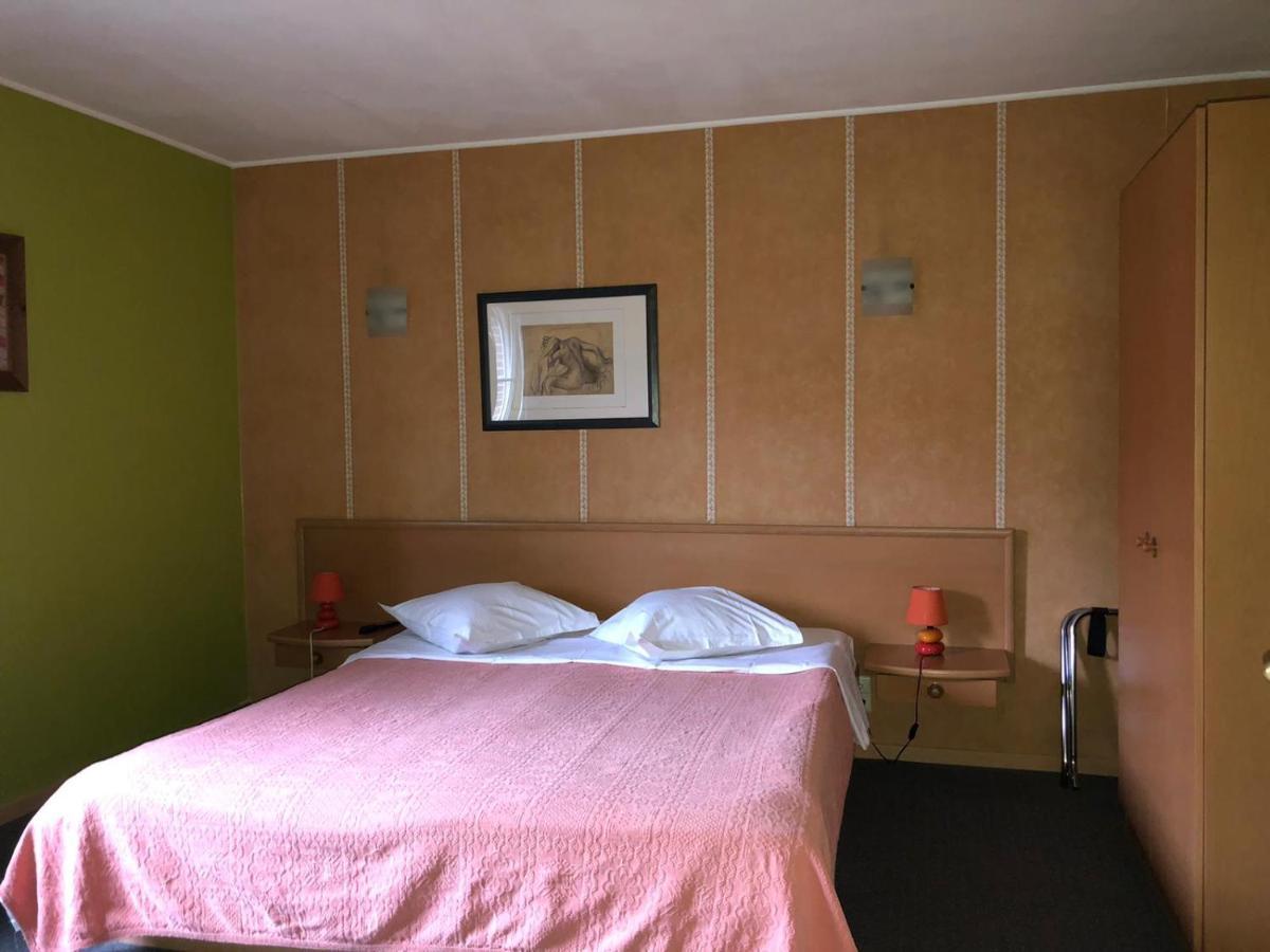 Hotel In Den Hoek Holsbeek Exterior photo