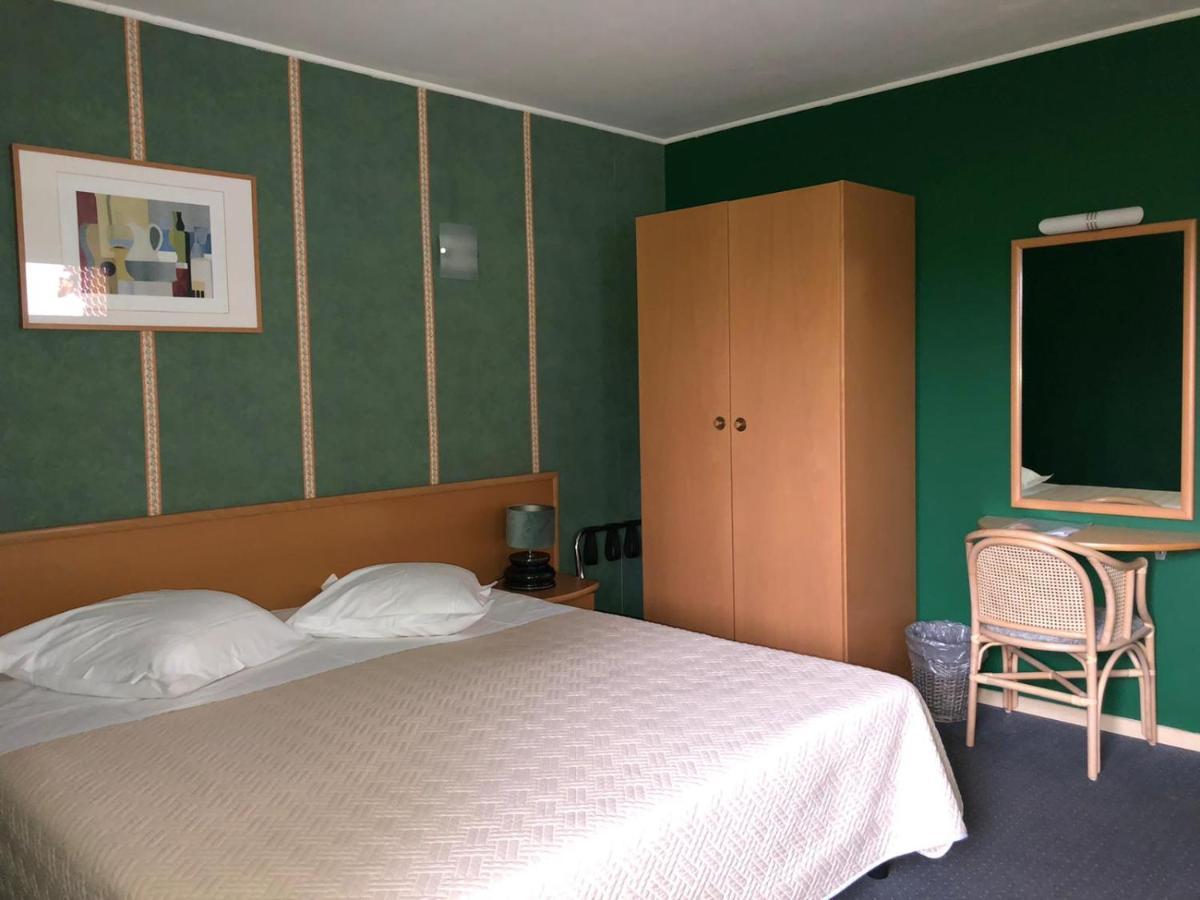 Hotel In Den Hoek Holsbeek Exterior photo