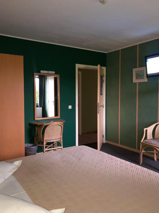 Hotel In Den Hoek Holsbeek Exterior photo
