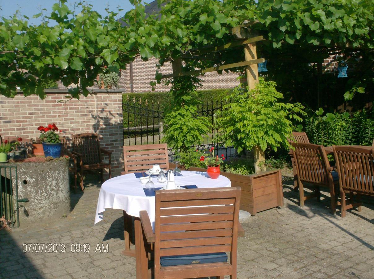 Hotel In Den Hoek Holsbeek Exterior photo