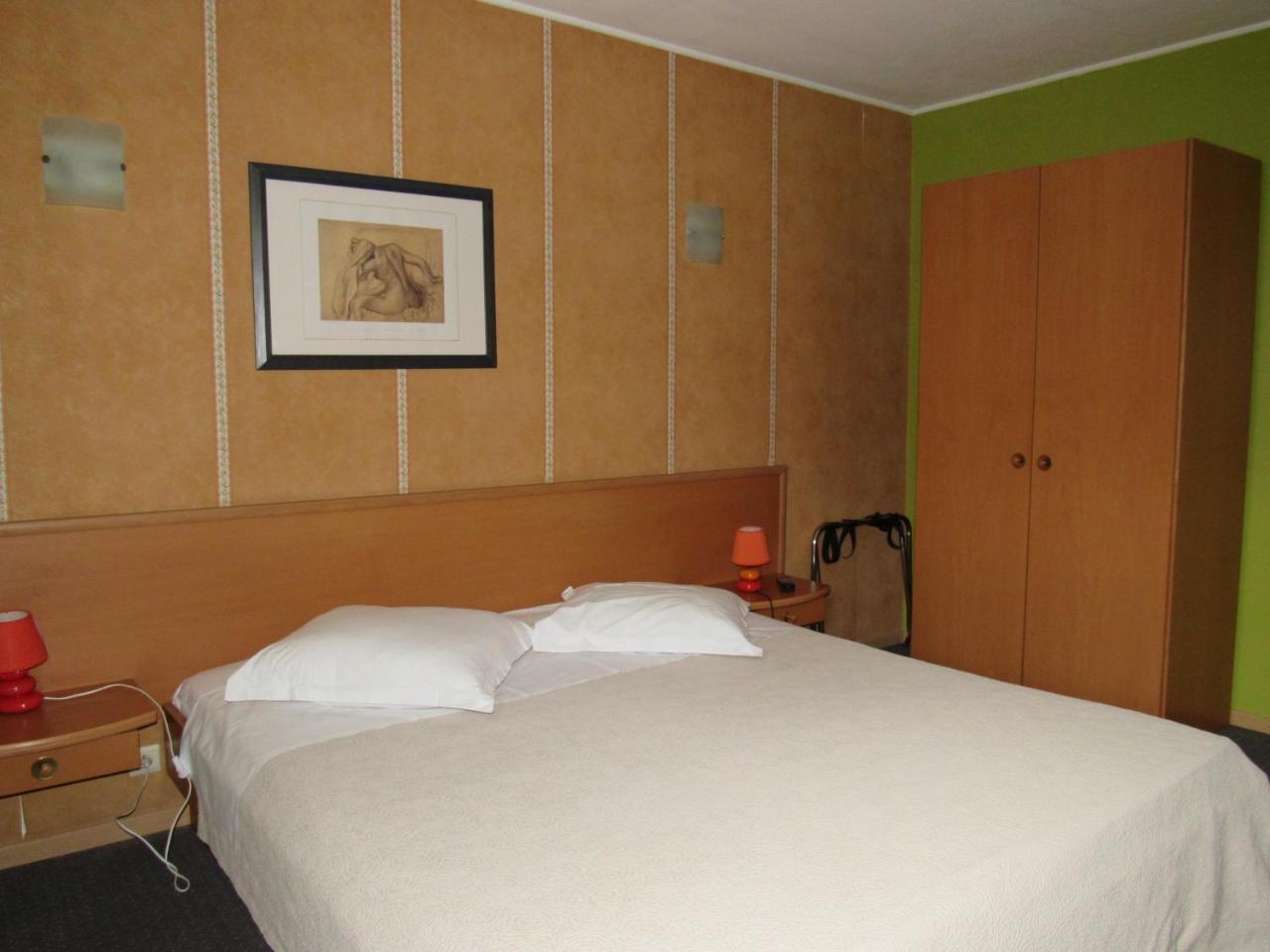 Hotel In Den Hoek Holsbeek Exterior photo